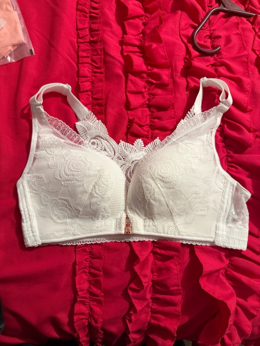 Lace Comfort Wireless Bra in White
